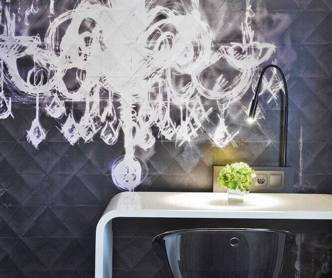 标准间, Renaissance Wien