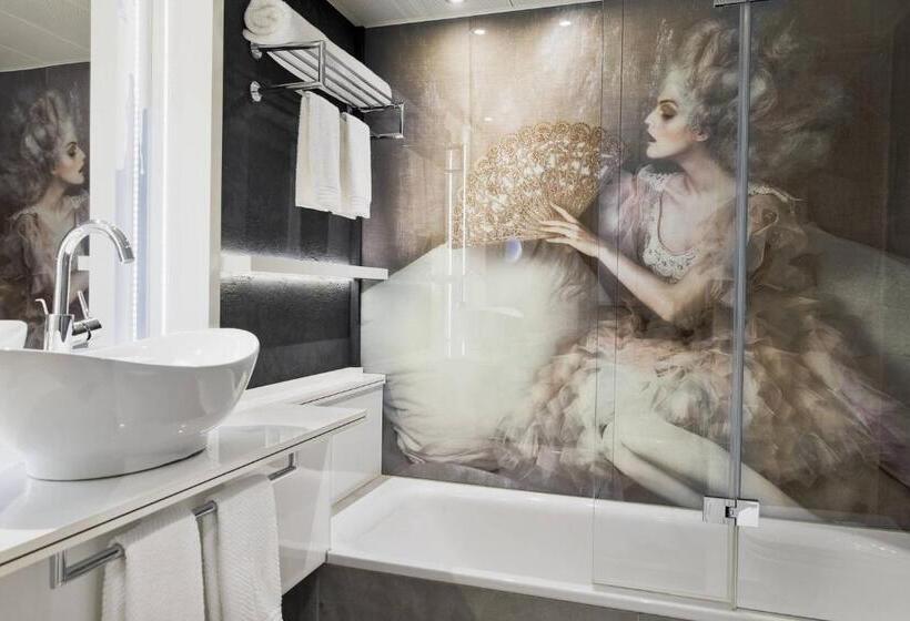 标准间, Renaissance Wien