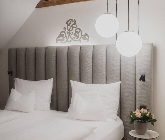 Люкс Повышенной Комфортности, Romantik Spa Hotel Elixhauser Wirt
