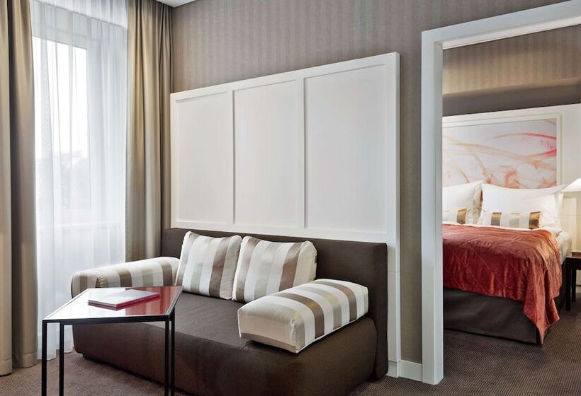 سوییت, The Harmonie Vienna, Bw Premier Collection