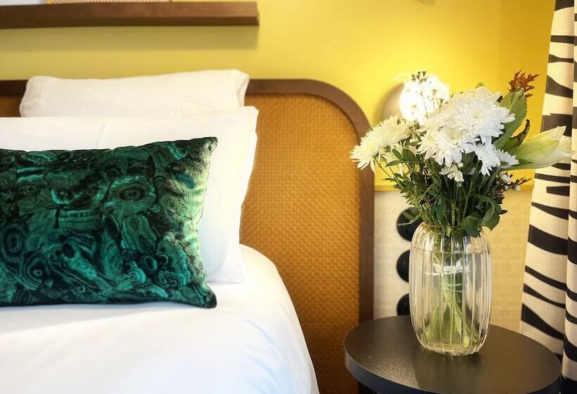 اتاق استاندارد, Hôtel Riesner