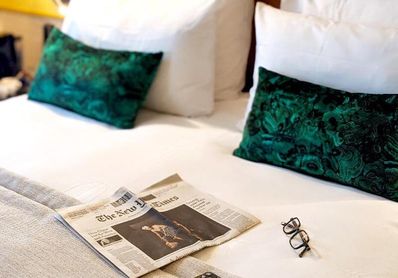 اتاق سوپریور, Hôtel Riesner