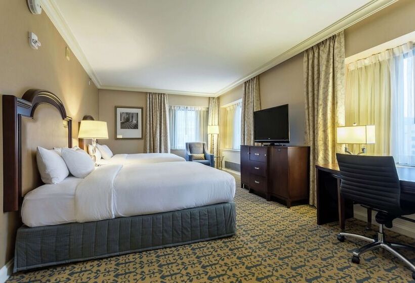 디럭스 룸 도시 전망, Capital Hilton