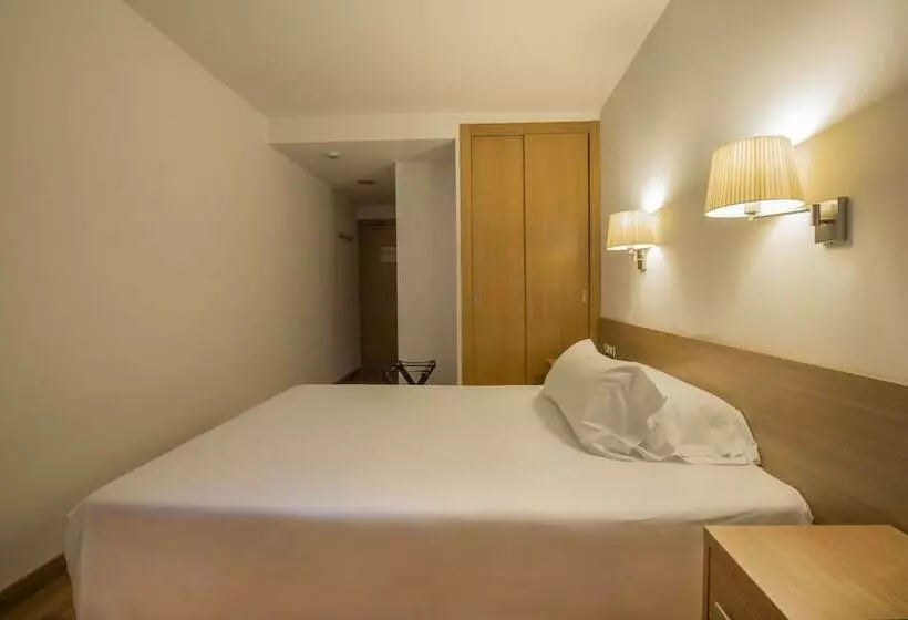 اتاق استاندارد, Catalunya Ski by Nexta