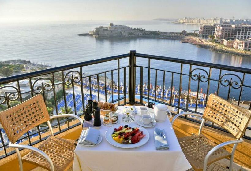 سوییت جونیور با چشمانداز دریا, Corinthia St George S Bay