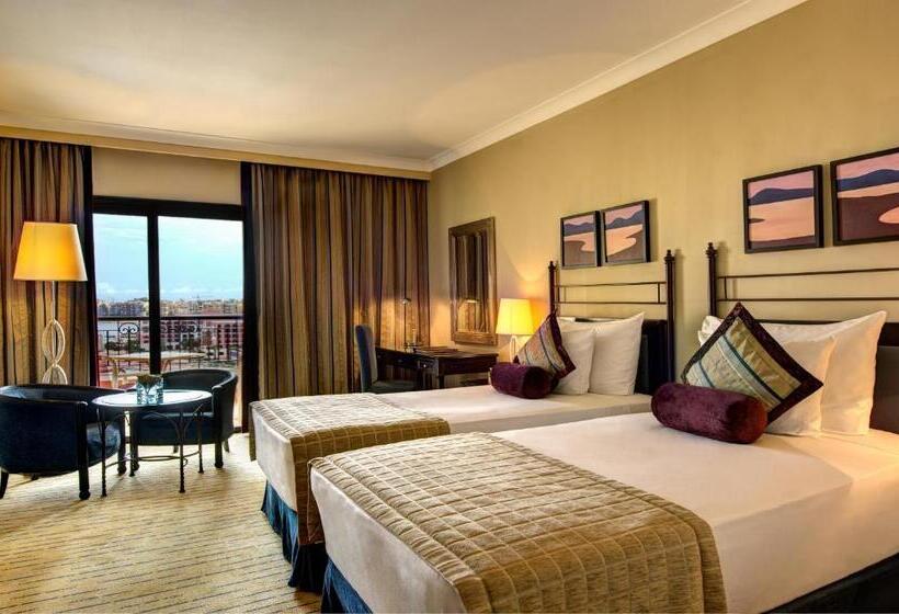 اتاق اجرایی با چشمانداز دریا, Corinthia St George S Bay