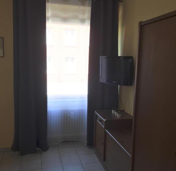 اتاق استاندارد, Dolce Vita