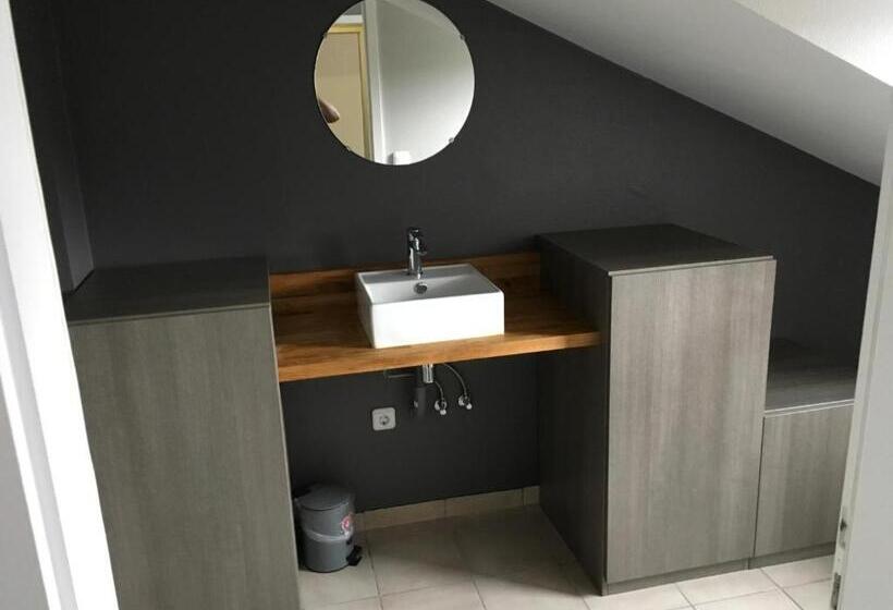 سوییت خانوادگی, Dolce Vita