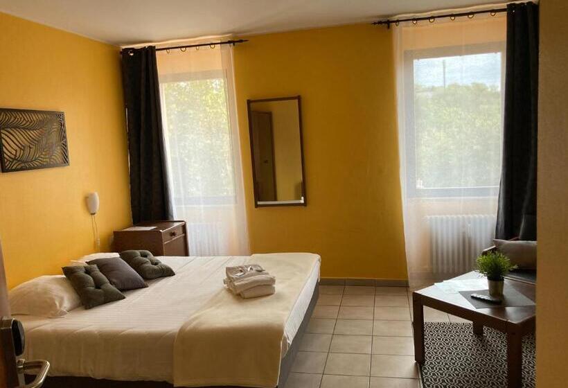 اتاق استاندارد, Dolce Vita