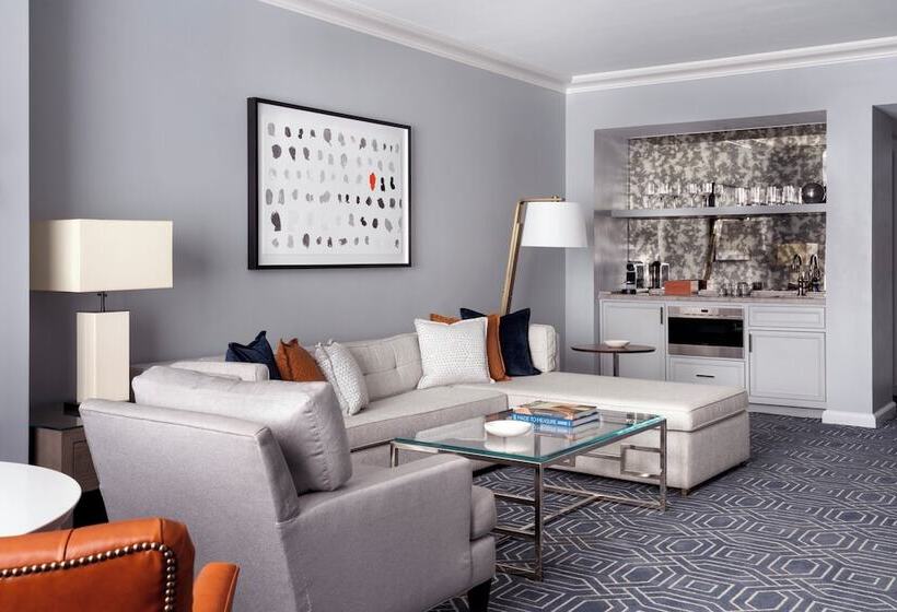 جناح, Four Seasons Hotel Atlanta