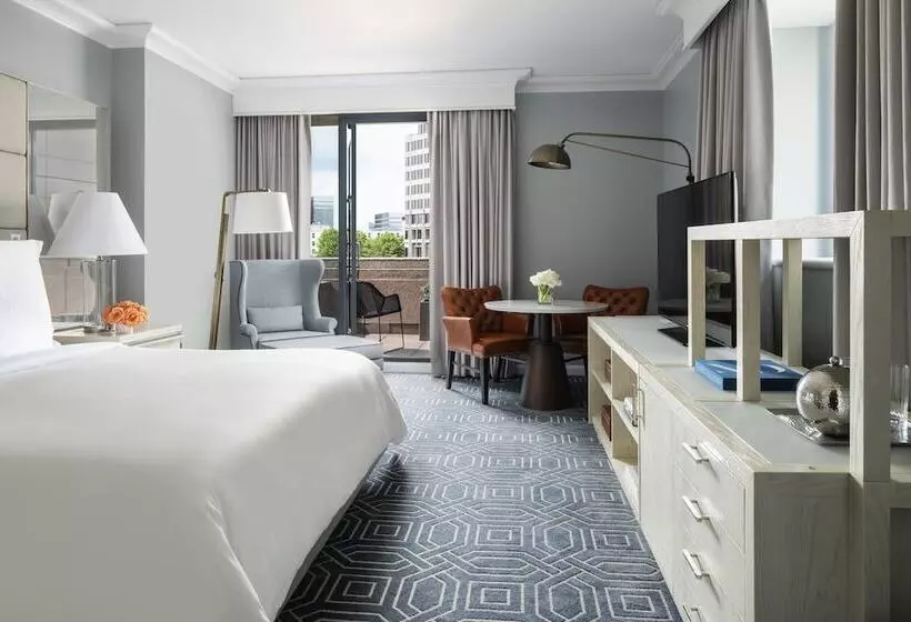 テラス付スイート, Four Seasons Hotel Atlanta