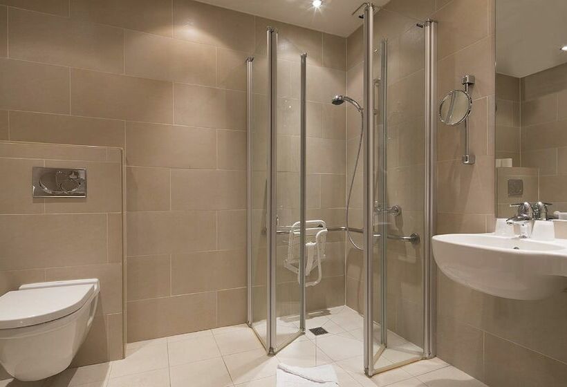 クラシックルーム, Pavillon Bastille