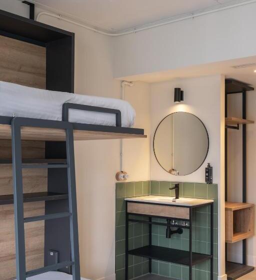 Familiekamer, Latroupe Grand Place Hostel