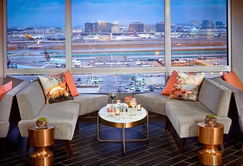 Club-huone, Los Angeles Airport Marriott