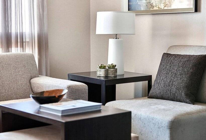 غرفة قياسية سرير مزدوج, Los Angeles Airport Marriott