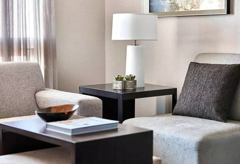 Standard-huone Parivuode, Los Angeles Airport Marriott