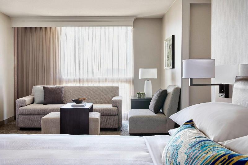带大床的标准间, Los Angeles Airport Marriott