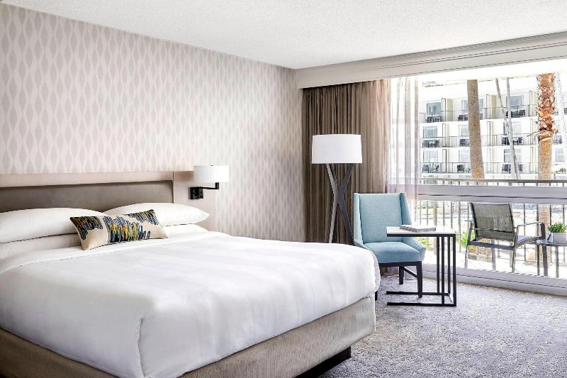 带大床的标准间, Los Angeles Airport Marriott