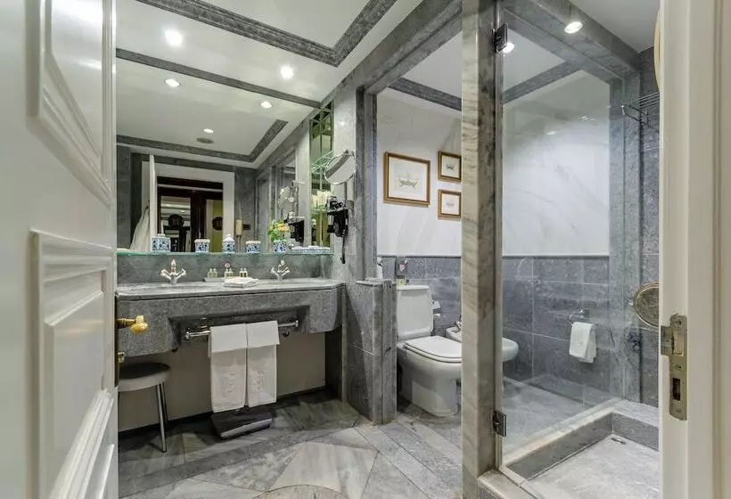 اتاق استاندارد با چشمانداز رودخانه, Olissippo Lapa Palace – The Leading Hotels Of The World