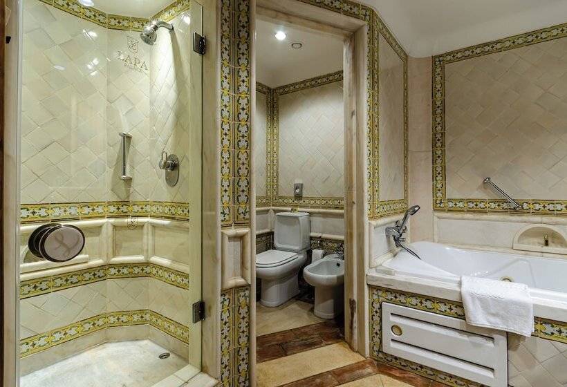 اتاق لوکس, Olissippo Lapa Palace – The Leading Hotels Of The World