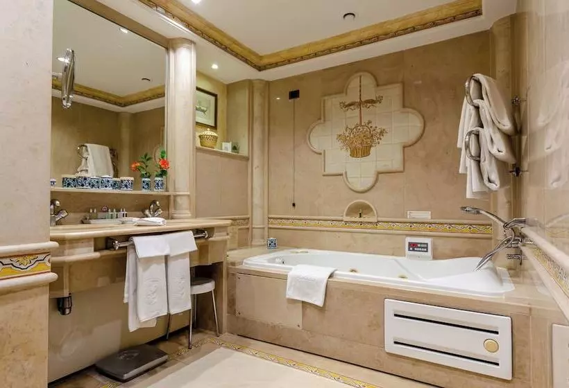 سوییت, Olissippo Lapa Palace – The Leading Hotels Of The World