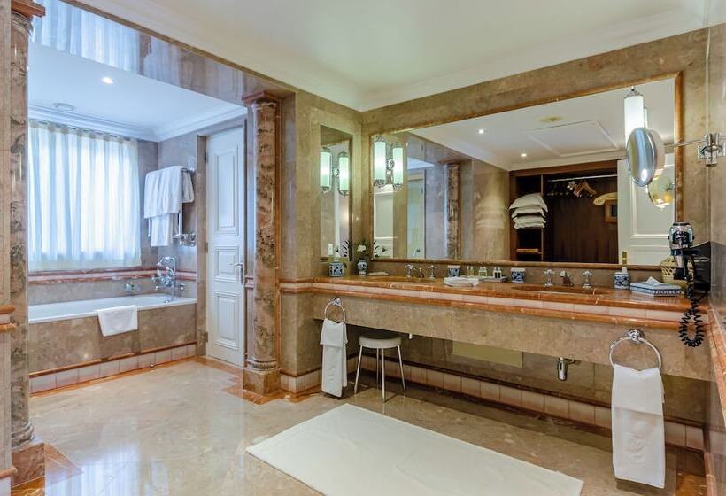 سوییت, Olissippo Lapa Palace – The Leading Hotels Of The World