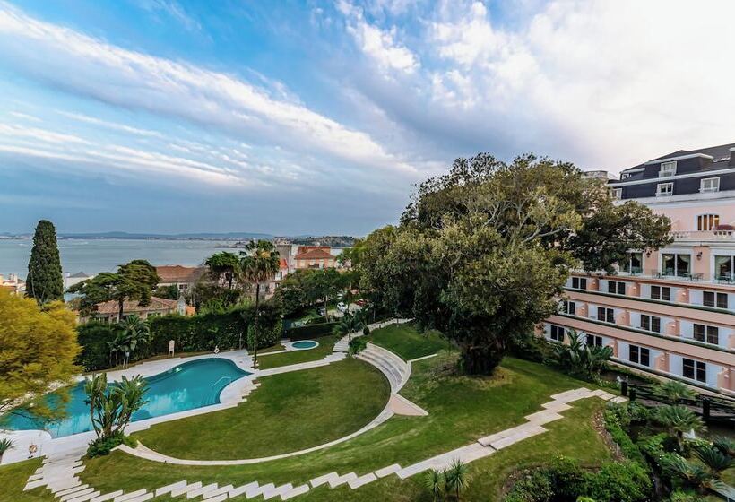 سوییت جونیور, Olissippo Lapa Palace – The Leading Hotels Of The World