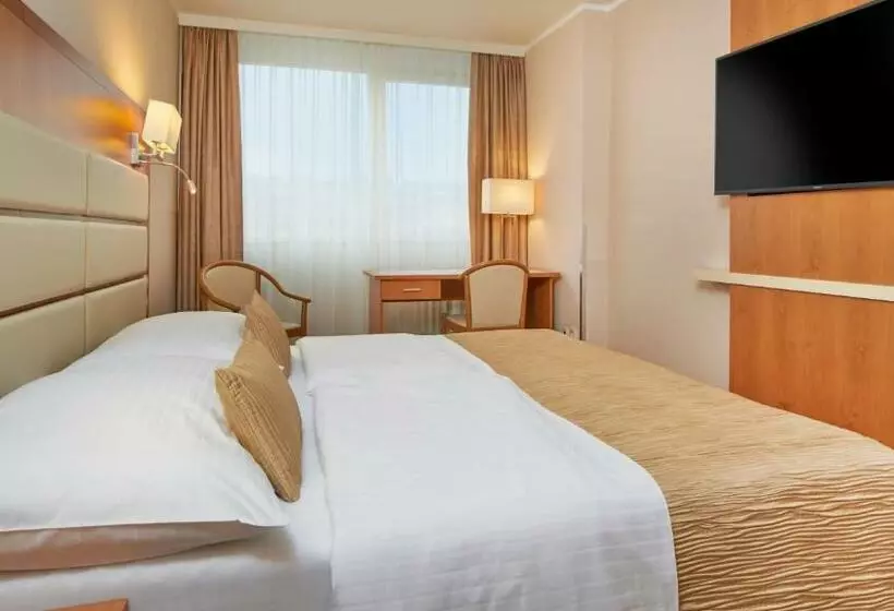 Classic-huone, Orea Hotel Pyramida Praha