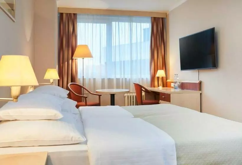 Classic-huone, Orea Hotel Pyramida Praha