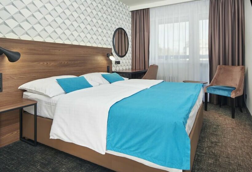 Quarto Deluxe, Orea Hotel Pyramida Praha