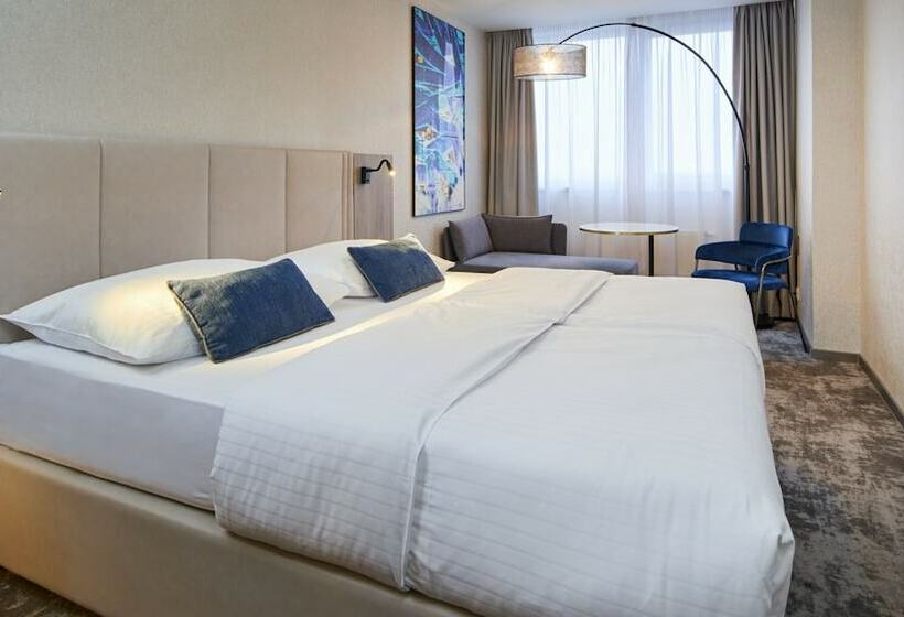 غرفة تنفيذية, Orea Hotel Pyramida Praha