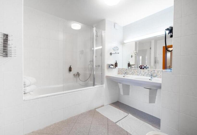 جناح كلاسيكي, Orea Hotel Pyramida Praha