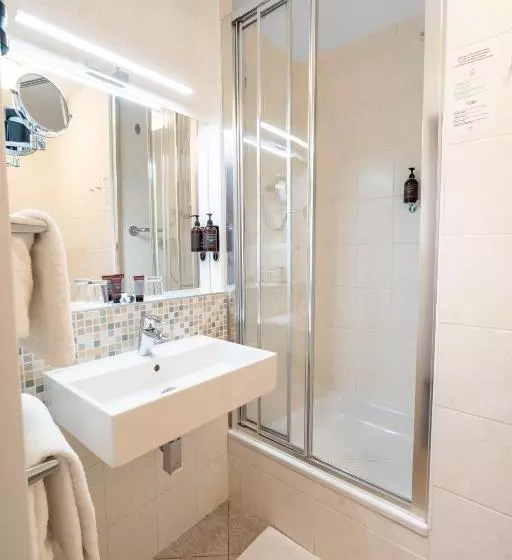Basic-huone, Orea Hotel Pyramida Praha