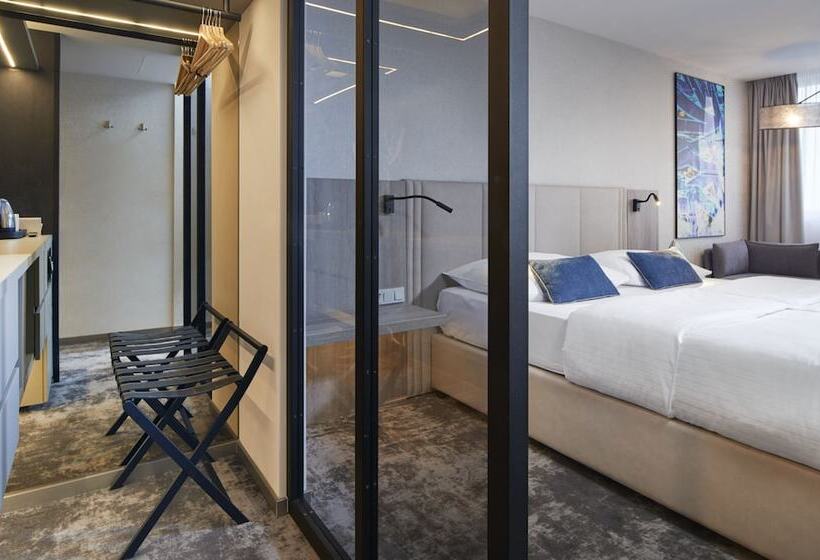 غرفة تنفيذية, Orea Hotel Pyramida Praha