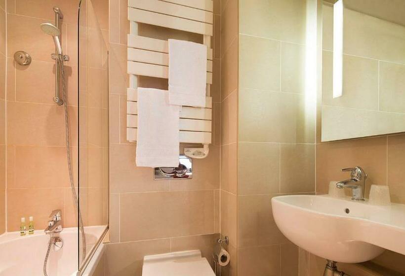 クラシックルーム, Pavillon Bastille