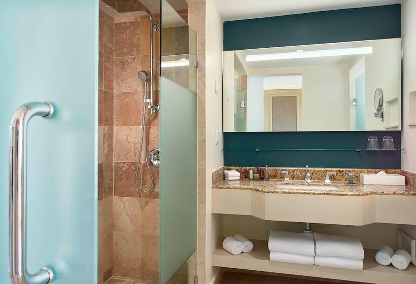 חדר סטנדרט שתי מיטות זוגיות, Marriott Puerto Vallarta Resort & Spa