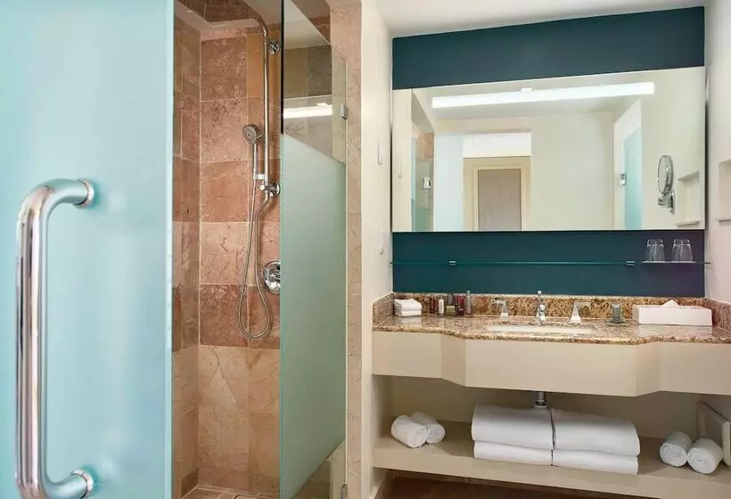 ２ダブルベッドのスタンダードルーム, Marriott Puerto Vallarta Resort & Spa