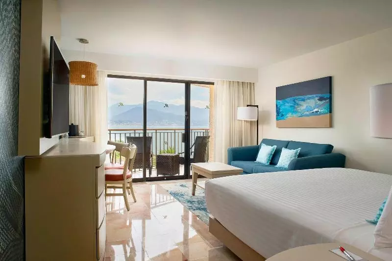 キングサイズベッドのスタンダードルーム, Marriott Puerto Vallarta Resort & Spa