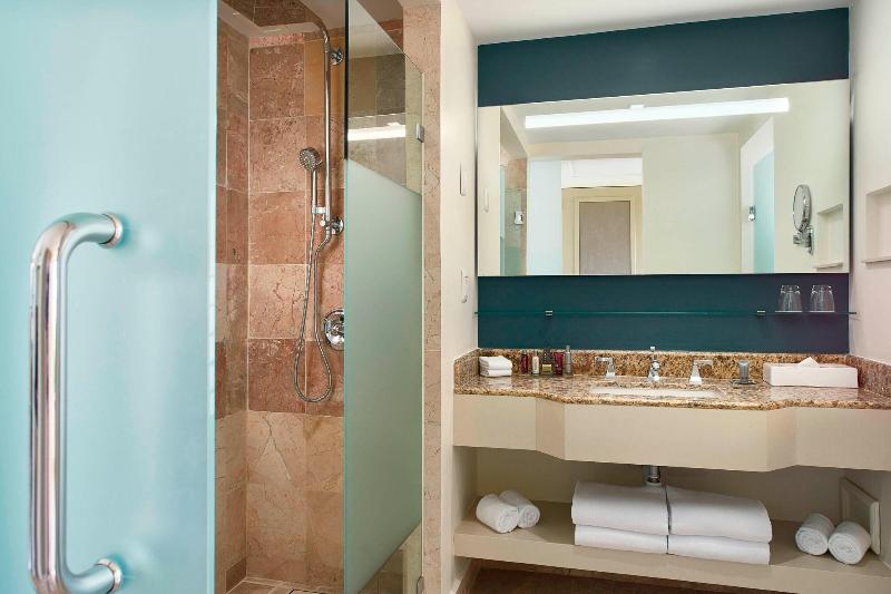 Люкс Кровать Кинг, Marriott Puerto Vallarta Resort & Spa