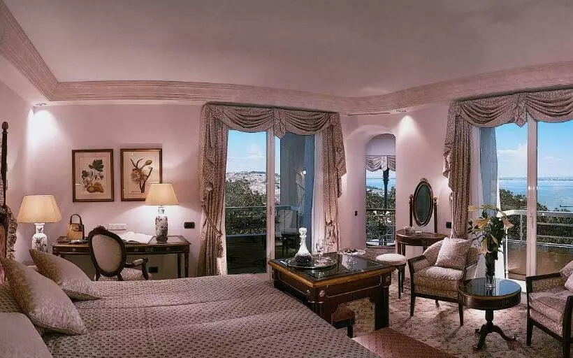 اتاق لوکس, Olissippo Lapa Palace – The Leading Hotels Of The World