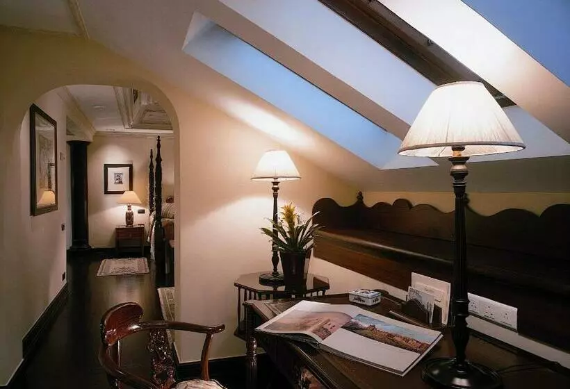 اتاق لوکس, Olissippo Lapa Palace – The Leading Hotels Of The World