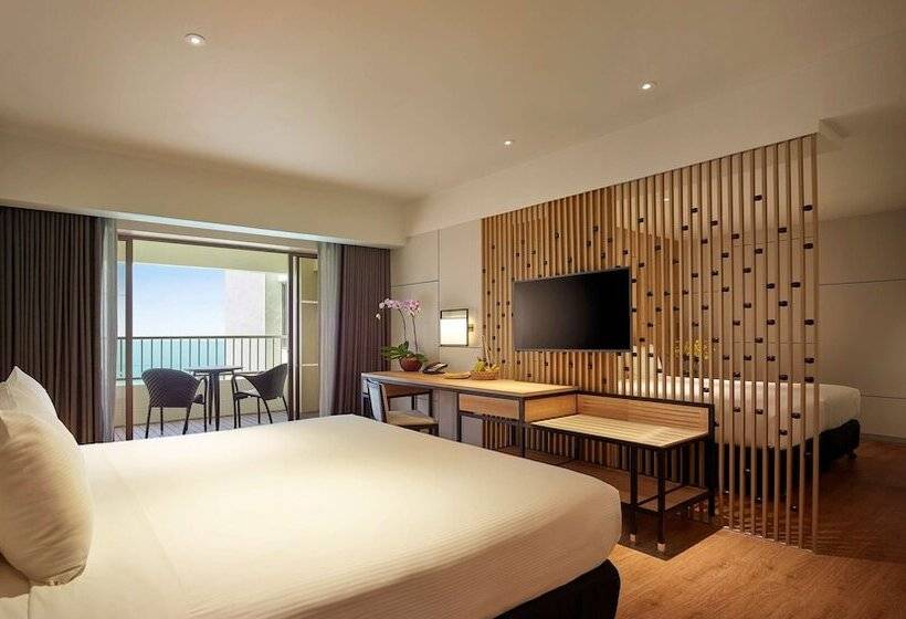 חדר משפחתי פרמיום, Parkroyal Penang Resort