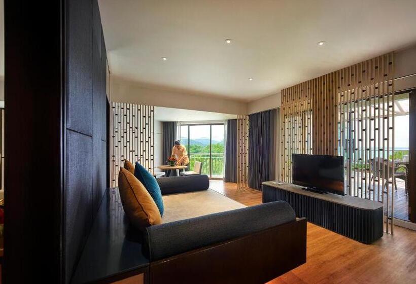סוויטת פרמיום עם נוף לים, Parkroyal Penang Resort