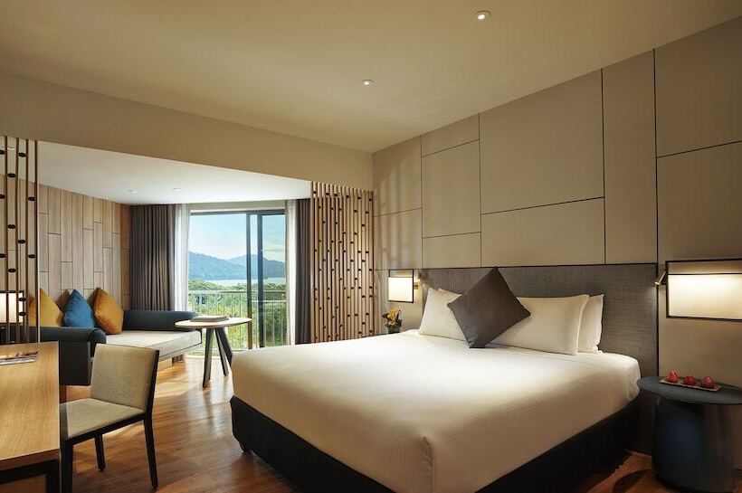 חדר דלוקס, Parkroyal Penang Resort