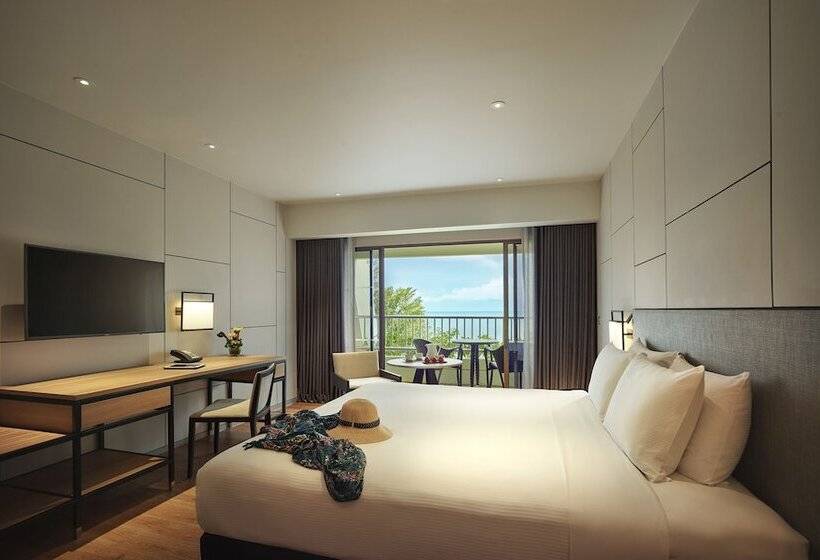 חדר פרמיום נוף לים, Parkroyal Penang Resort