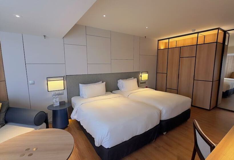 חדר דלוקס נוף לים, Parkroyal Penang Resort