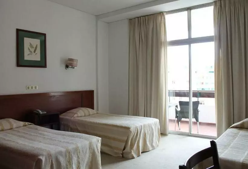 اتاق استاندارد سه نفره, Residencial Greco