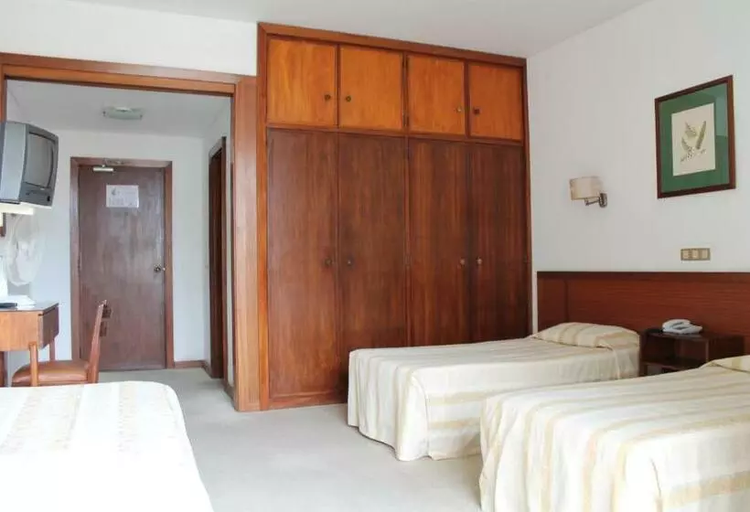 اتاق استاندارد سه نفره, Residencial Greco