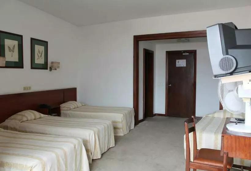 اتاق استاندارد چهار تخته, Residencial Greco
