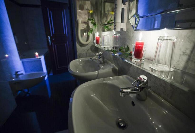 غرفة قياسية فردية, Excelsior